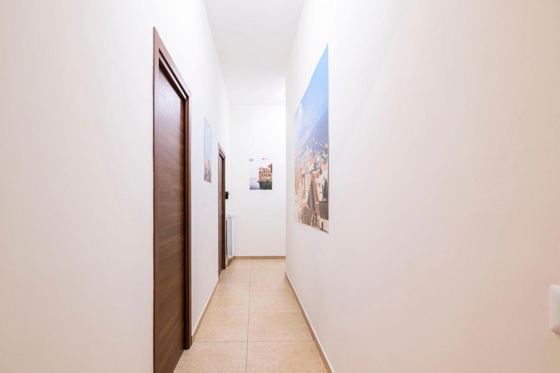 Corso 138 - Sleep & Fly - By Domusextra Bed & Breakfast Naples Luaran gambar
