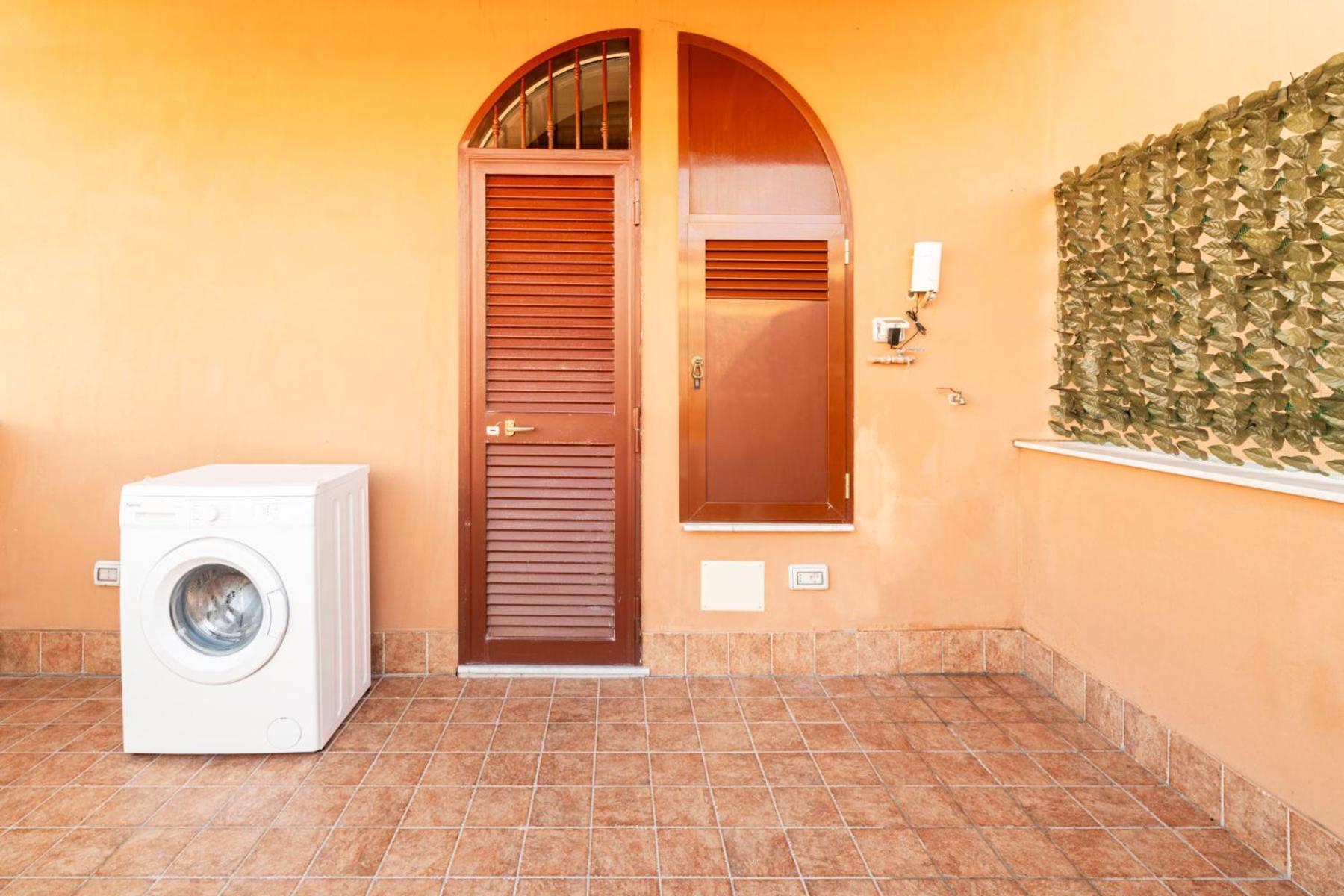 Corso 138 - Sleep & Fly - By Domusextra Bed & Breakfast Naples Luaran gambar