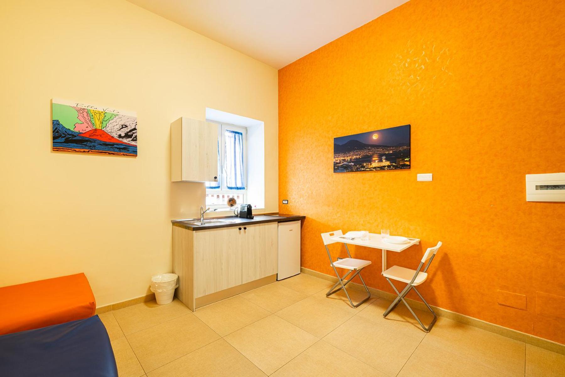 Corso 138 - Sleep & Fly - By Domusextra Bed & Breakfast Naples Luaran gambar