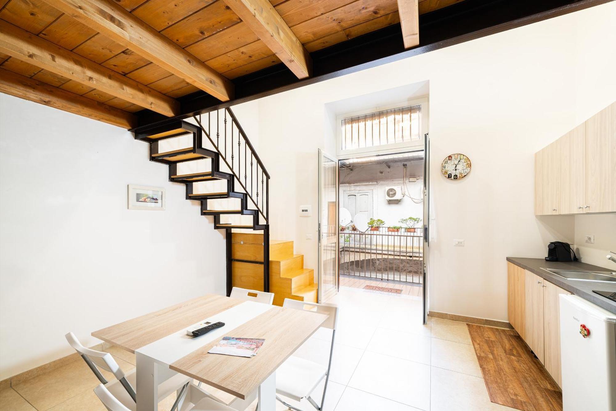 Corso 138 - Sleep & Fly - By Domusextra Bed & Breakfast Naples Luaran gambar