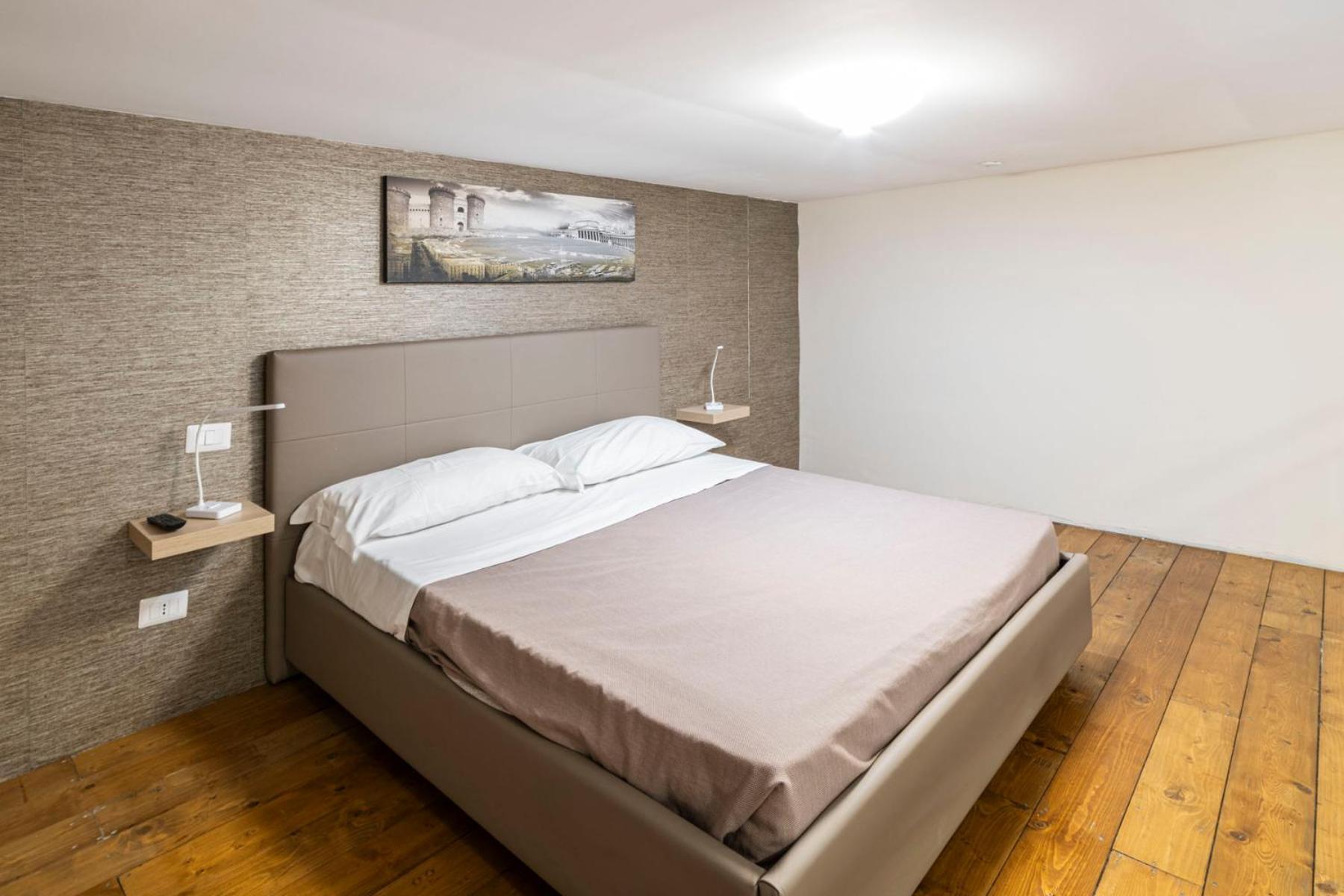 Corso 138 - Sleep & Fly - By Domusextra Bed & Breakfast Naples Luaran gambar