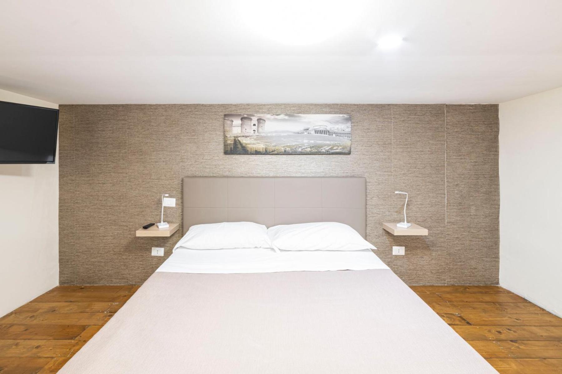 Corso 138 - Sleep & Fly - By Domusextra Bed & Breakfast Naples Luaran gambar